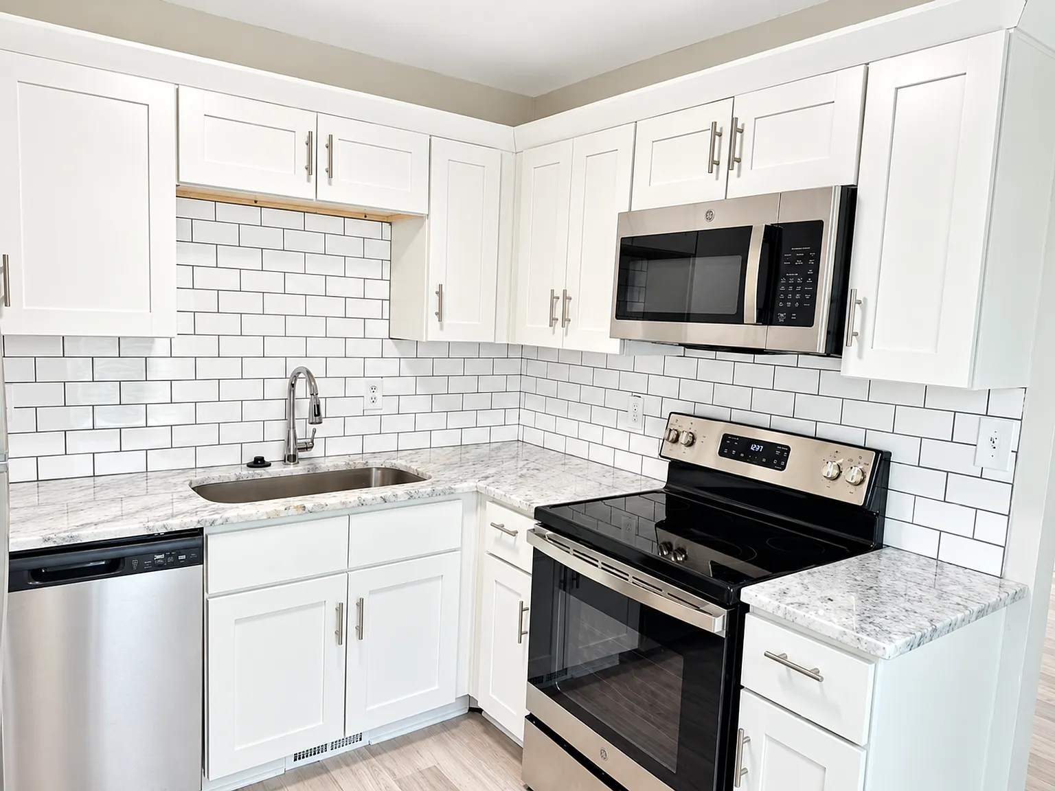 4720 Hoyle Dr Raleigh NC — Photo 1