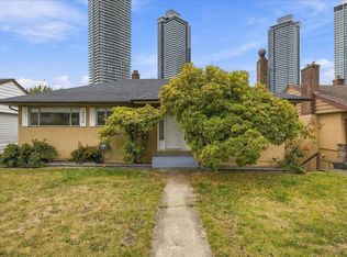 4656 Brentlawn Dr, Burnaby, BC V5C 3V2