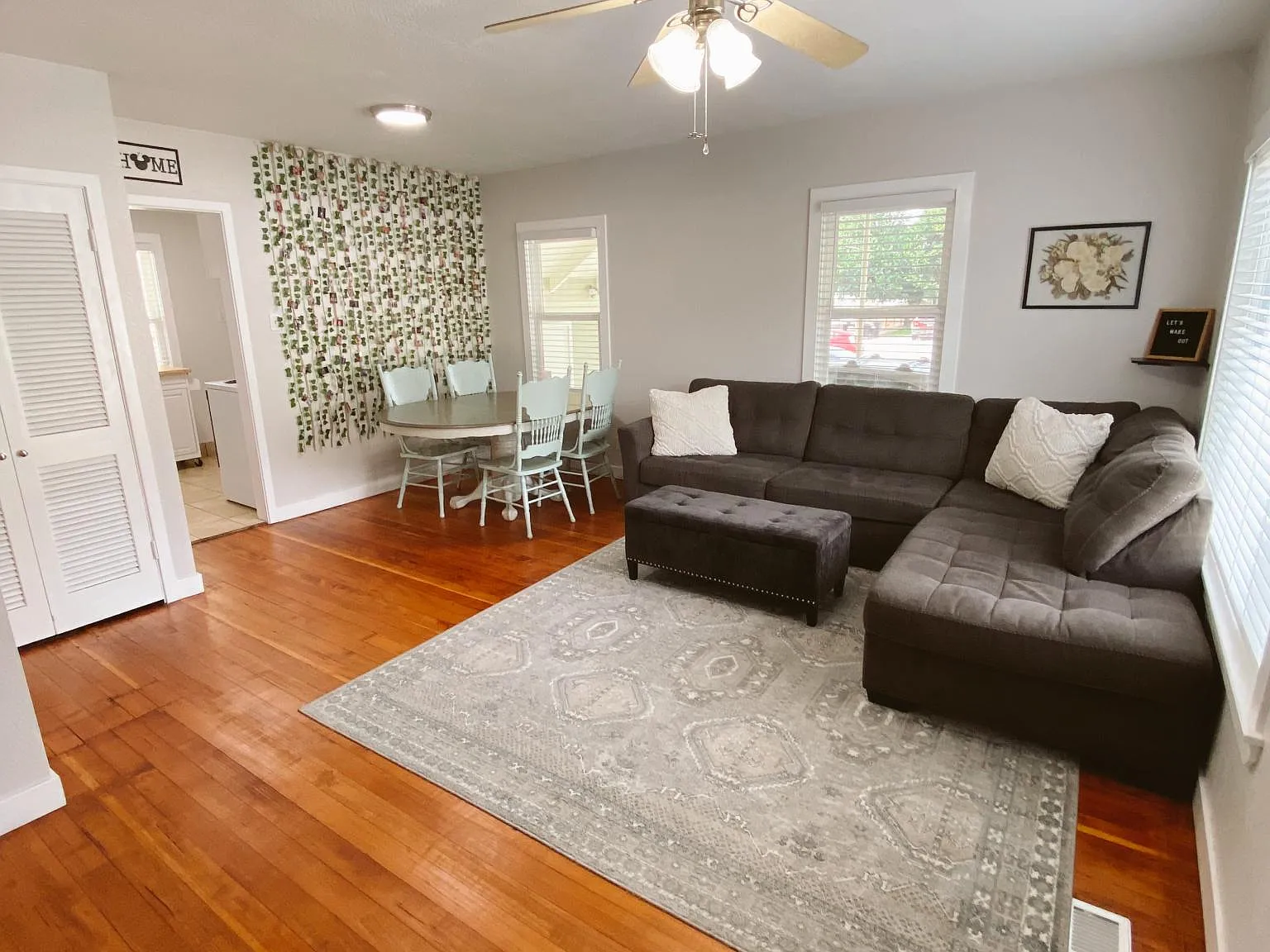 2 bed, 832 sqft, $1,400 — Photo 1