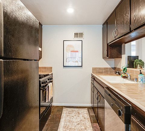 5th image of 1116 E Palmer Ave APT 12