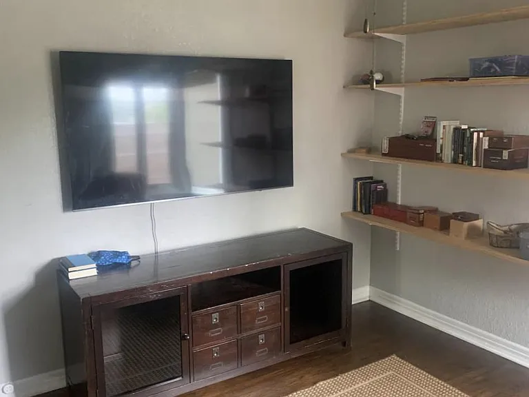 3217 N Villa Ave — Photo 19