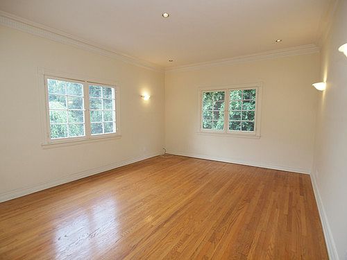 3rd image of 1306 1/2 N Alta Vista Blvd