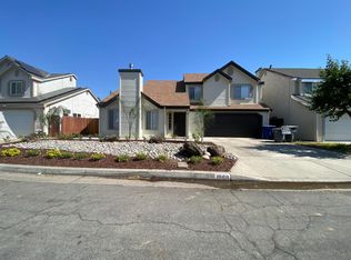 1868 E Houston Ave, Fresno, CA 93720