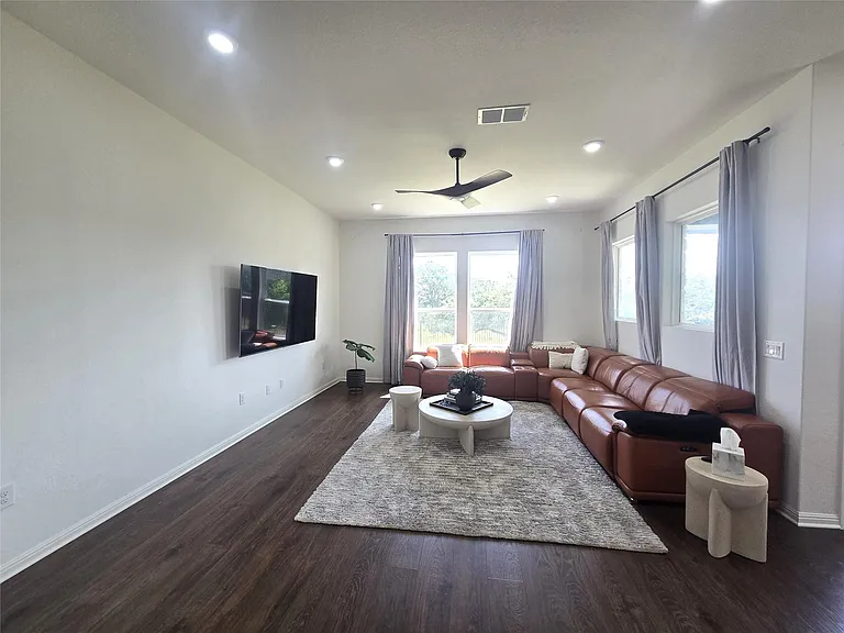 2319 Cantata Cv — Photo 12