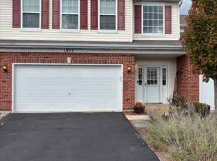 1972 W Cobblestone Rd, Romeoville, IL 60446