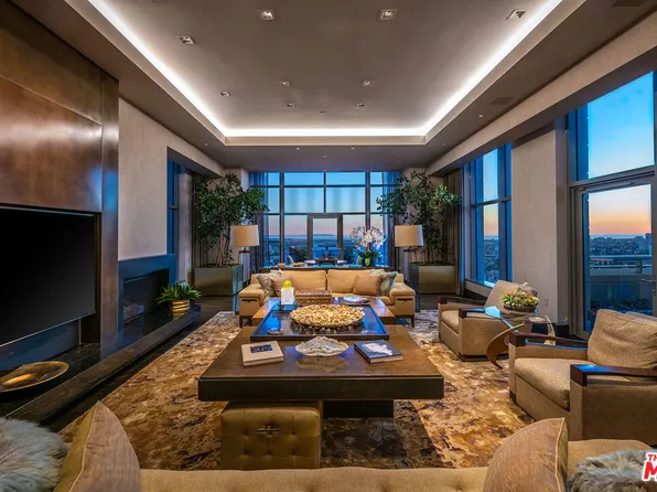 10776 Wilshire Blvd #2302, Los Angeles, CA 90024
