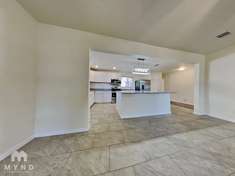 4809 Cedar St — Photo 3
