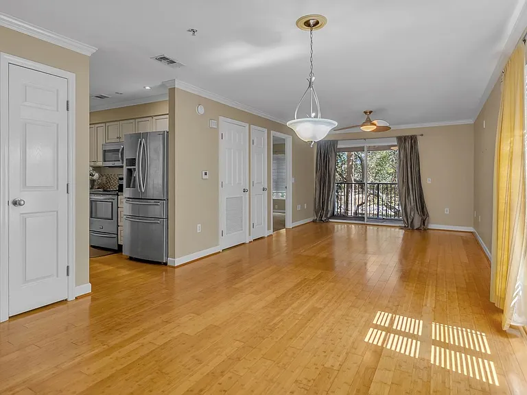 4274 Calinda Ln #229 — Photo 2