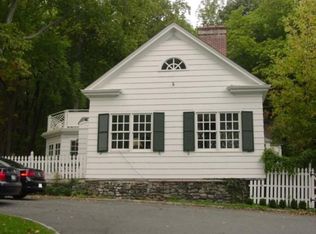 51 School House Ln, Morristown, NJ 07960