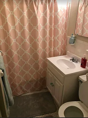 Rented by City Connections Realty | media 15