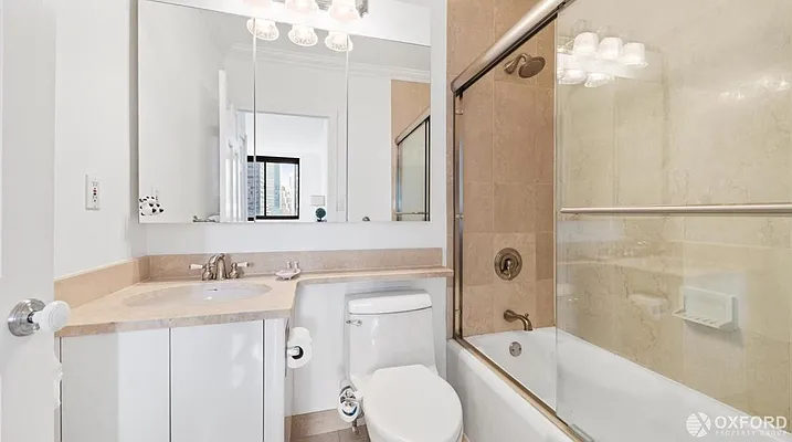 Rented by Oxford Property Group | media 17