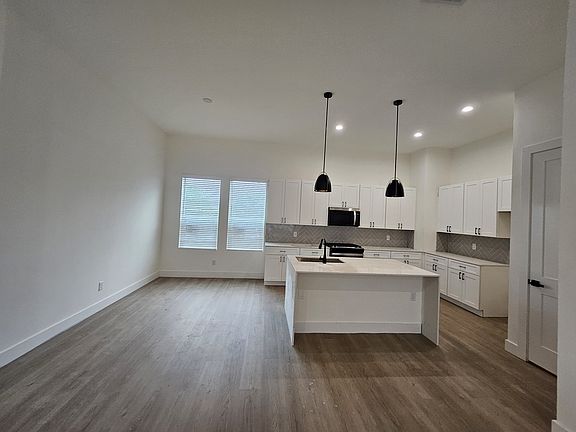 3rd image of 6353 Richmond Ave Unit 134
