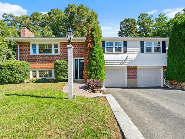 20 Woodchester Cir, Waltham, MA 02451