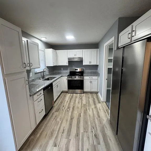 30 Apple Ln — Photo 2
