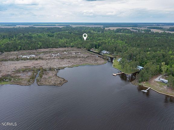 2nd image of N/A Off Canvasback Drive