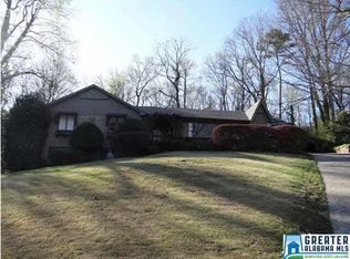 206 Sleepy Hollow Cir, Vestavia Hills, AL 35216