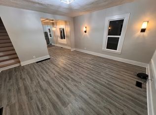 1410 Center St, Lansing, MI 48906