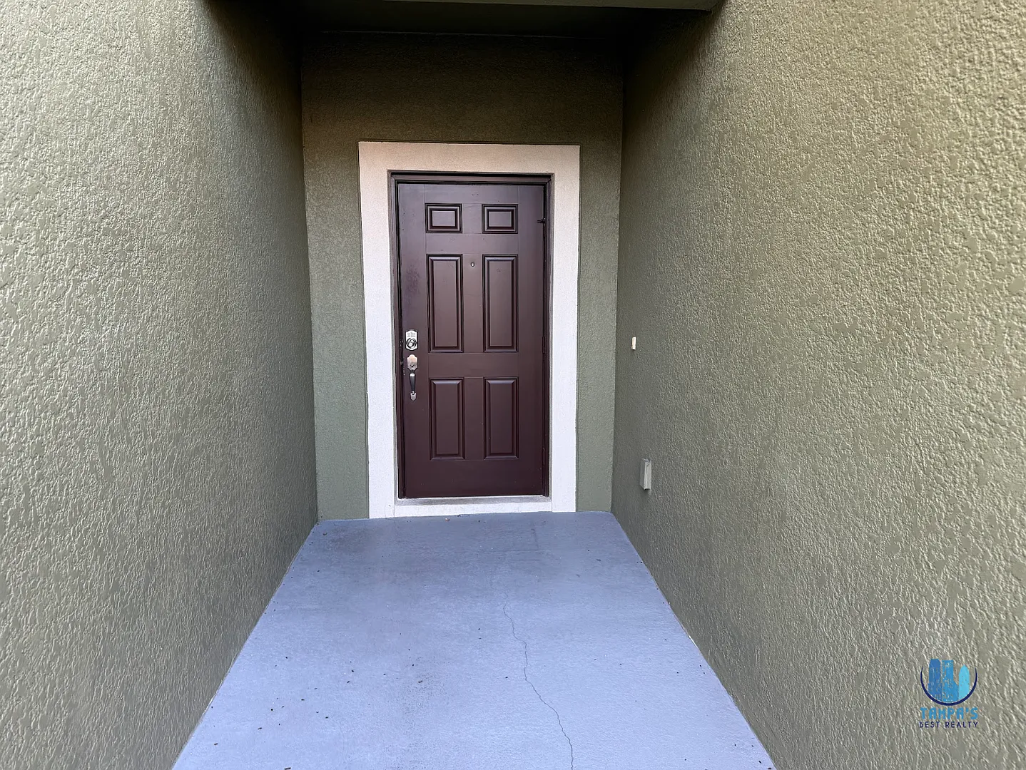 Beautiful 2 Bedroom, 2.5 Bath Townhome For Rent In Brandon, Fl *Move-In Special* — Photo 2