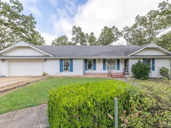 949 Robin Ln, Poplar Bluff, MO 63901