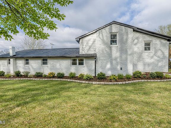 2nd image of 2230 Dave Buck Rd