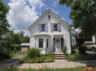 36 Saratoga St, Lynn, MA 01902