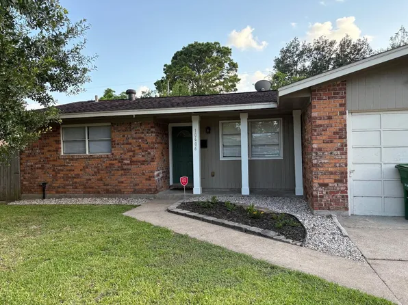 10606 Seaford Dr, Houston, TX 77089