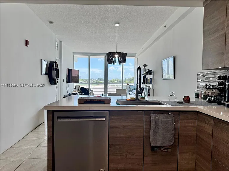 6580 Indian Creek Dr #404 — Photo 9
