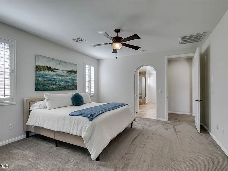 10244 Radcliffe Peak Ave — Photo 40