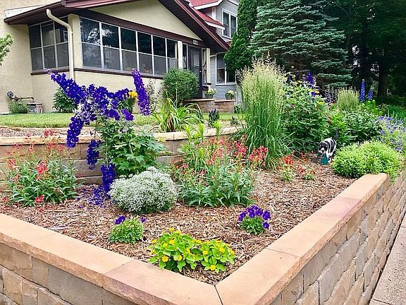 Tiered wall and garden