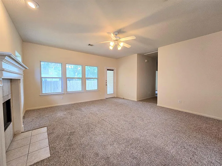 802 Marksey Ct — Photo 16