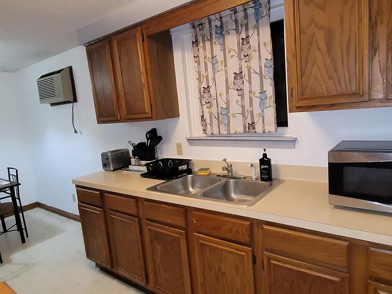 Alder Creek Dr S — Photo 4