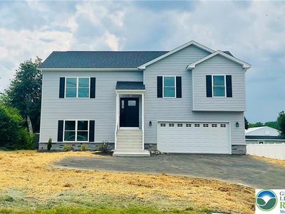 2827 Willow St N, Coplay, PA, 18037