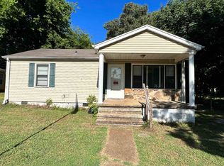 255 Lewis St, Muscle Shoals, AL 35661