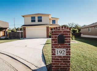 192 Falcon Dr, Luling, TX 78648