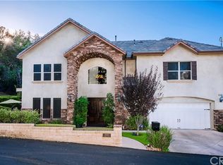 25015 Vermont Dr, Newhall, CA 91321