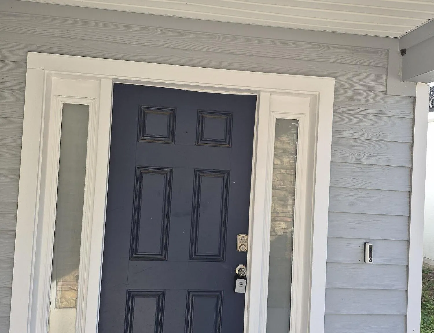 4 bed, 7.0 bath, 2507 sqft, $2,350 — Photo 3