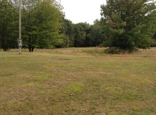 13 Etna Rd, Plymouth, ME 04969