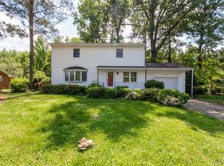 1305 Covington Rd, Colonial Heights, VA 23834