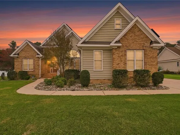 15127 Batiste Ct, Carrollton, VA 23314