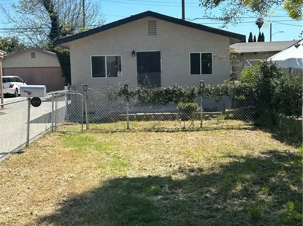3806 E 56th St, Maywood, CA 90270