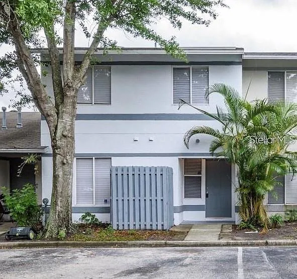 955 Butterfly Blvd