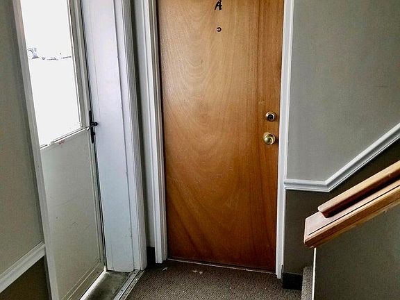 2nd image of 1083 Sells Ave Unit C