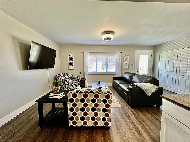 105 Boyd Ln — Photo 43