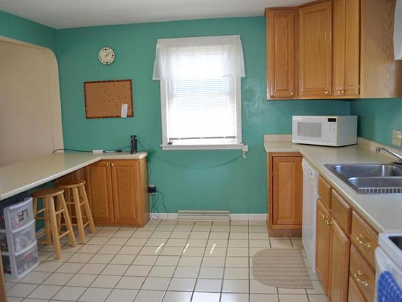 4th image of 3738 Green Acre Dr