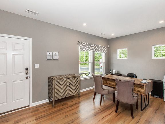 03- Foyer_Flex Space