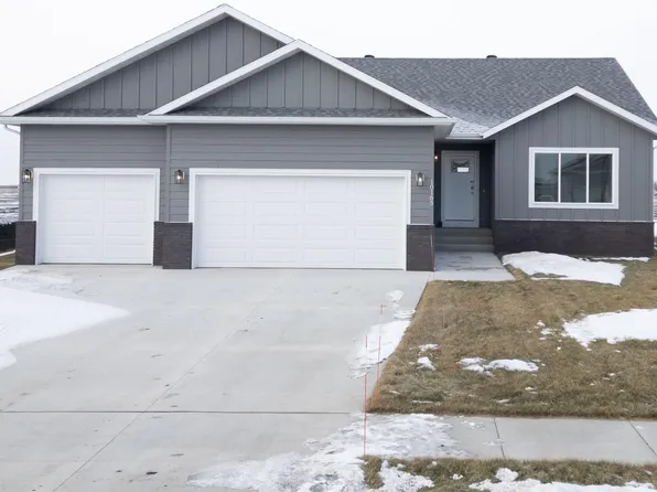 10165 Concord Dr, Horace, ND 58047