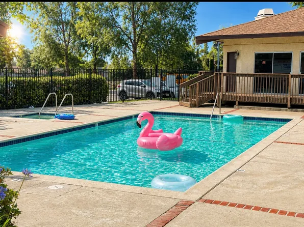 1256 Patricia Ave Unit 7, Simi Valley, CA 93065