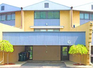 4545 W Pine St APT G, Appleton, WI 54914