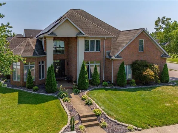 8077 Clearview Dr, Newburgh, IN 47630