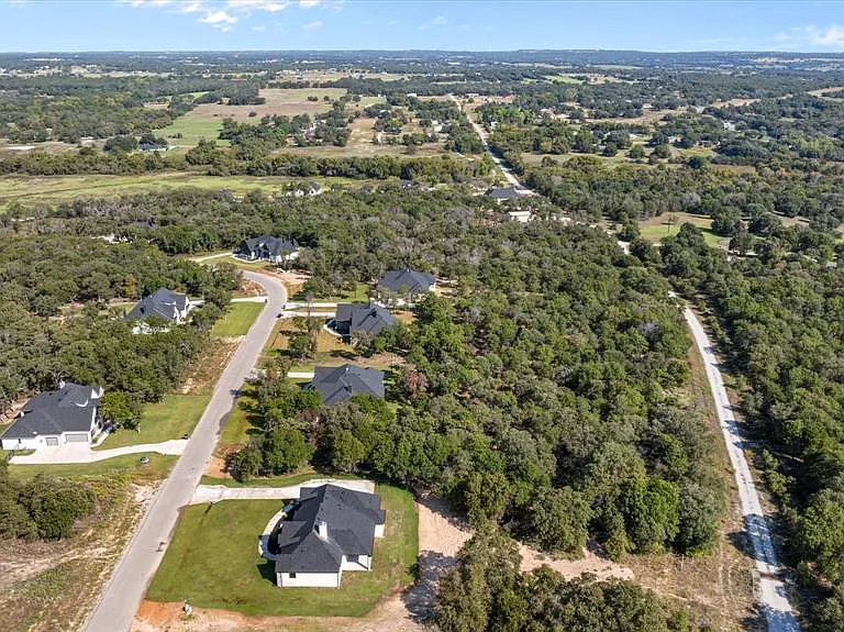 2057 Glenhollow Dr — Photo 38